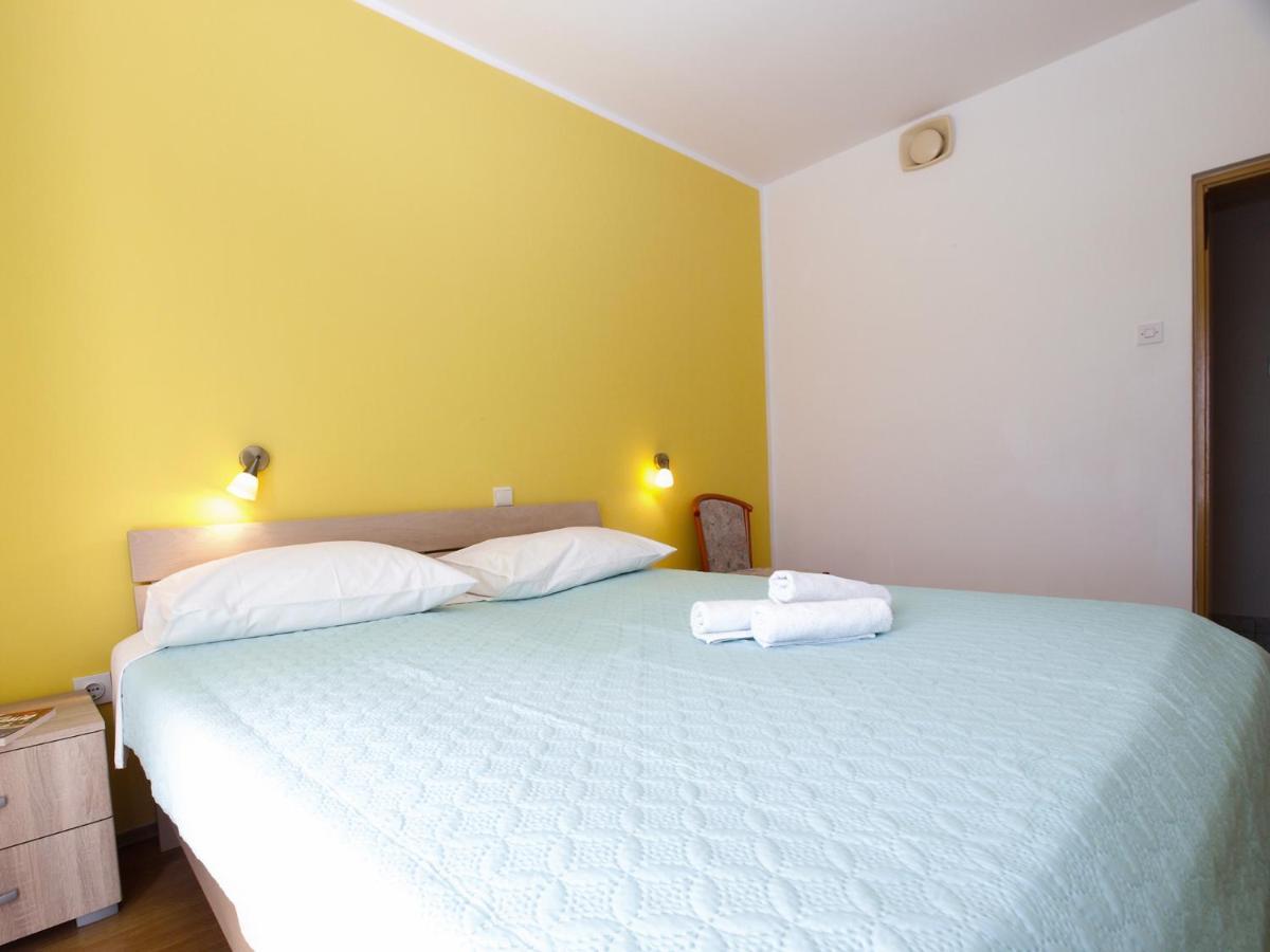 Apartments Biskupije 810 Medulin Eksteriør bilde