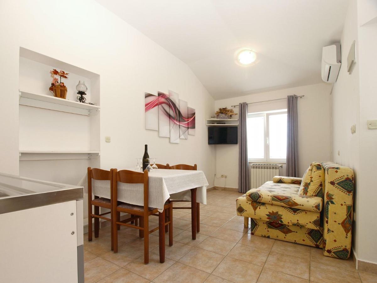Apartments Biskupije 810 Medulin Eksteriør bilde